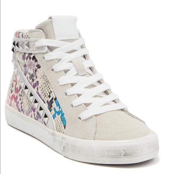 Steve Madden Tracey Sneaker - Picture 2 of 4